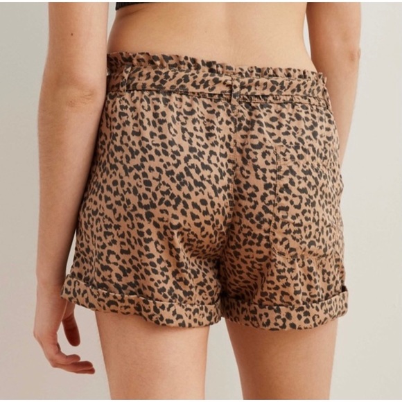 Aerie Camp Short Leopard Print - Picture 2 of 2